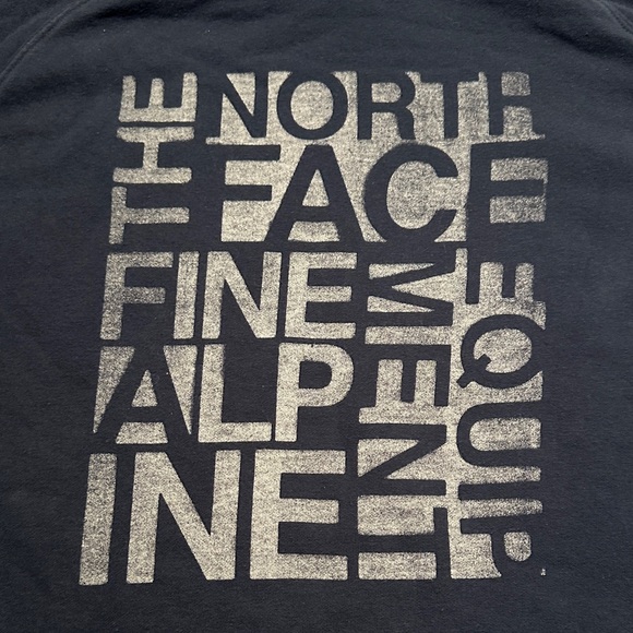 The North Face Womens Pullover Hoodie Graphic Logo Sweatshirt Navy Blue Size L - Picture 3 of 9